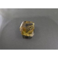 61,12 Cts Peça Quartzo Rutilado Dourado 26x22,8 Mm